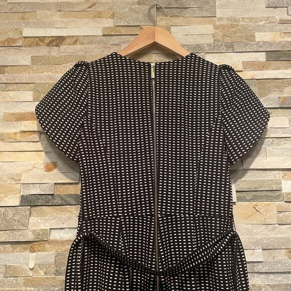 Calvin Klein Size 4 Jumpsuit | Black White Check Belted Short Sleeve NWOT - Picture 8 of 9